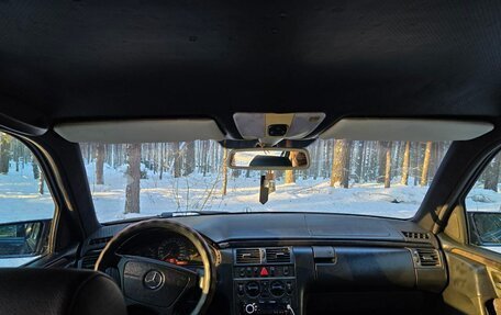 Mercedes-Benz E-Класс, 1997 год, 450 000 рублей, 9 фотография