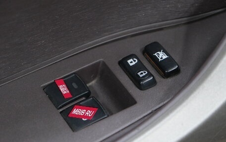 Toyota iQ, 2009 год, 899 000 рублей, 9 фотография