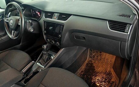 Skoda Octavia, 2019 год, 2 250 000 рублей, 11 фотография