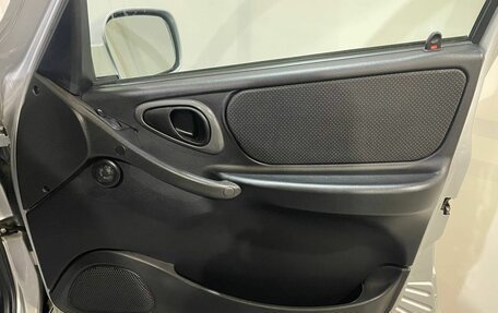 Chevrolet Niva I рестайлинг, 2011 год, 500 000 рублей, 16 фотография