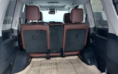 Toyota Land Cruiser 200, 2016 год, 4 700 000 рублей, 10 фотография