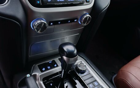 Toyota Land Cruiser 200, 2016 год, 4 700 000 рублей, 11 фотография