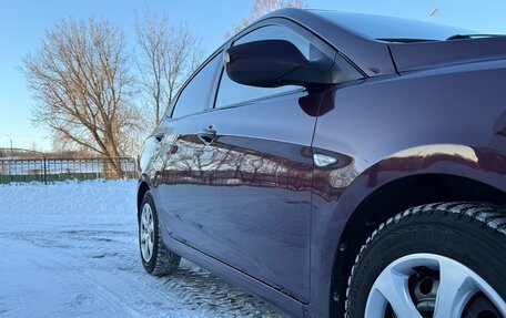 Hyundai Solaris II рестайлинг, 2011 год, 730 000 рублей, 14 фотография