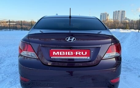 Hyundai Solaris II рестайлинг, 2011 год, 730 000 рублей, 8 фотография
