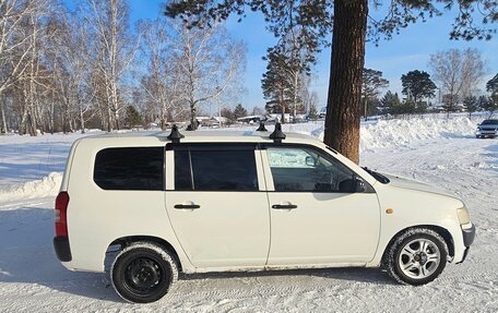 Toyota Probox I, 2004 год, 300 000 рублей, 4 фотография