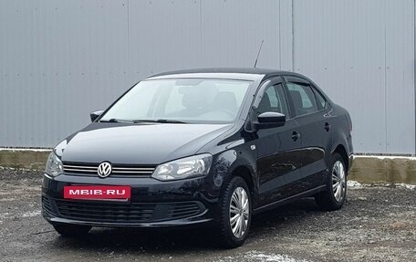 Volkswagen Polo VI (EU Market), 2012 год, 899 000 рублей, 3 фотография