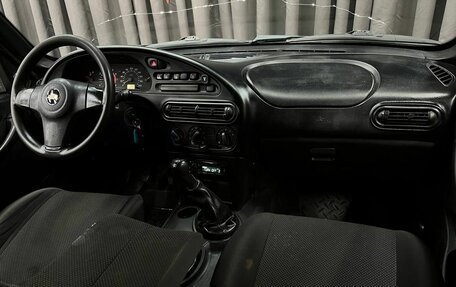 Chevrolet Niva I рестайлинг, 2015 год, 679 777 рублей, 13 фотография