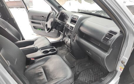 Honda CR-V II рестайлинг, 2003 год, 750 000 рублей, 21 фотография