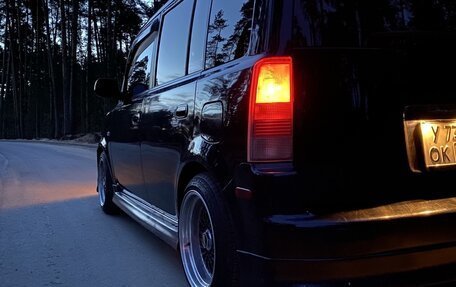 Scion xB II рестайлинг, 2003 год, 450 000 рублей, 14 фотография