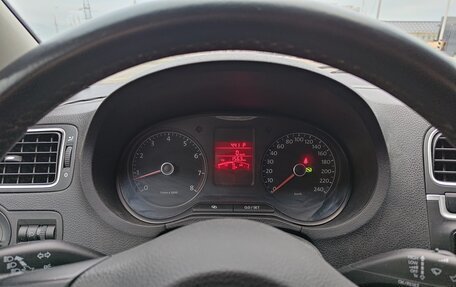 Volkswagen Polo VI (EU Market), 2013 год, 1 050 000 рублей, 11 фотография