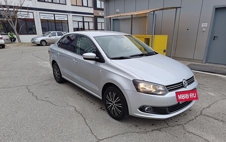 Volkswagen Polo VI (EU Market), 2013 год, 1 050 000 рублей, 2 фотография
