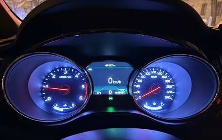 KIA Carnival III, 2018 год, 2 600 000 рублей, 21 фотография