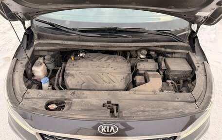 KIA Carnival III, 2018 год, 2 600 000 рублей, 38 фотография