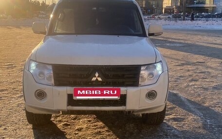 Mitsubishi Pajero IV, 2007 год, 1 300 000 рублей, 3 фотография