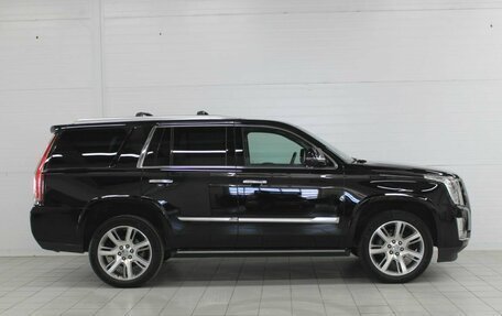Cadillac Escalade IV, 2016 год, 4 400 000 рублей, 4 фотография