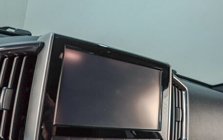 Toyota Land Cruiser 200, 2017 год, 4 699 000 рублей, 15 фотография