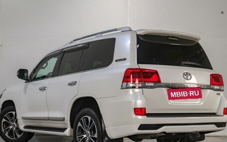 Toyota Land Cruiser 200, 2017 год, 4 699 000 рублей, 5 фотография