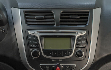 Hyundai Solaris II рестайлинг, 2012 год, 879 000 рублей, 13 фотография