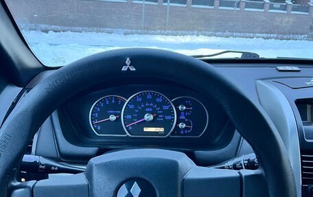 Mitsubishi Galant IX, 2004 год, 470 000 рублей, 6 фотография