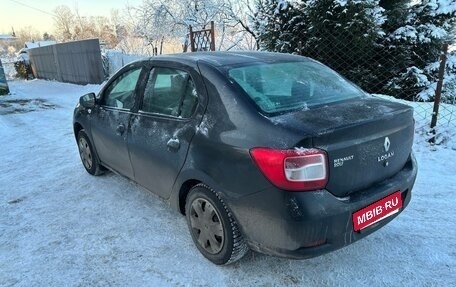 Renault Logan II, 2017 год, 720 000 рублей, 4 фотография