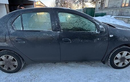 Renault Logan II, 2017 год, 720 000 рублей, 7 фотография