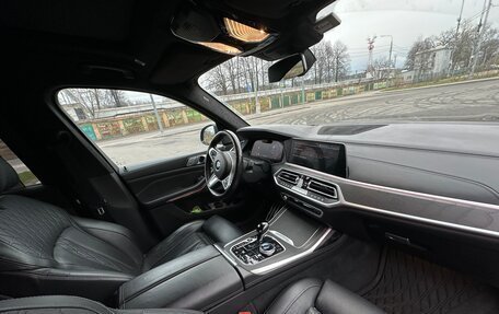 BMW X7, 2021 год, 8 000 000 рублей, 16 фотография