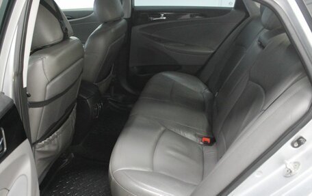 Hyundai Sonata VI, 2010 год, 1 200 000 рублей, 13 фотография