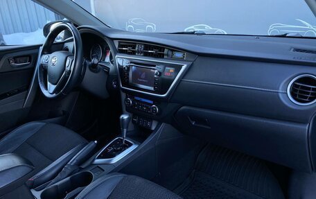 Toyota Auris II, 2013 год, 1 178 800 рублей, 7 фотография