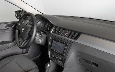 Skoda Rapid I, 2015 год, 950 400 рублей, 7 фотография