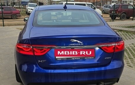 Jaguar XF II, 2019 год, 3 000 000 рублей, 6 фотография