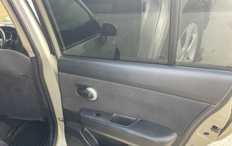 Nissan Tiida, 2007 год, 460 000 рублей, 20 фотография