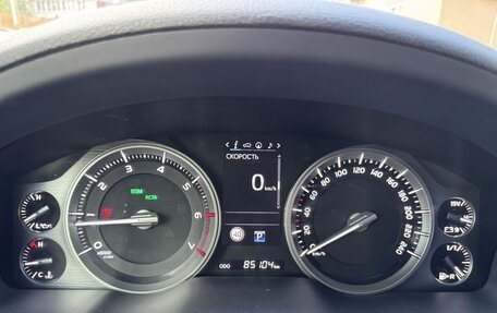 Toyota Land Cruiser 200, 2016 год, 5 399 999 рублей, 13 фотография