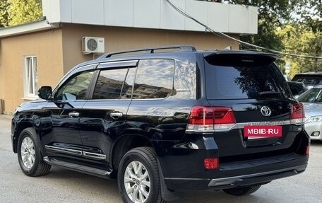 Toyota Land Cruiser 200, 2016 год, 5 399 999 рублей, 5 фотография