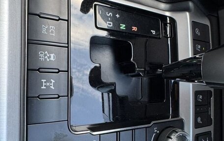 Toyota Land Cruiser 200, 2016 год, 5 399 999 рублей, 20 фотография