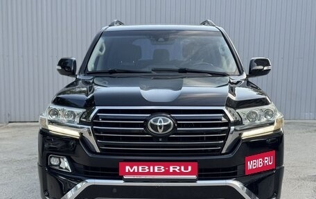 Toyota Land Cruiser 200, 2016 год, 5 399 999 рублей, 2 фотография