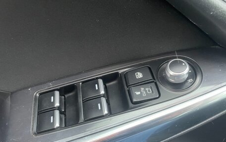 Mazda 6, 2017 год, 2 200 000 рублей, 10 фотография