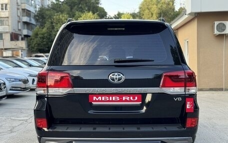 Toyota Land Cruiser 200, 2016 год, 5 399 999 рублей, 7 фотография