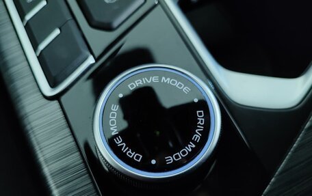 Geely Tugella FY11, 2023 год, 3 247 000 рублей, 30 фотография