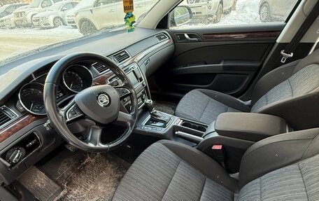 Skoda Superb III рестайлинг, 2013 год, 1 050 000 рублей, 10 фотография