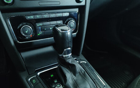 Skoda Superb III рестайлинг, 2015 год, 1 277 000 рублей, 14 фотография