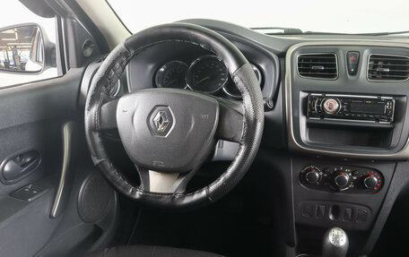 Renault Logan II, 2015 год, 619 000 рублей, 13 фотография