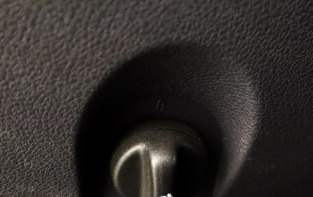 Renault Logan II, 2015 год, 619 000 рублей, 20 фотография