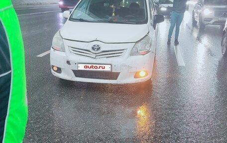 Toyota Verso I, 2010 год, 700 000 рублей, 7 фотография