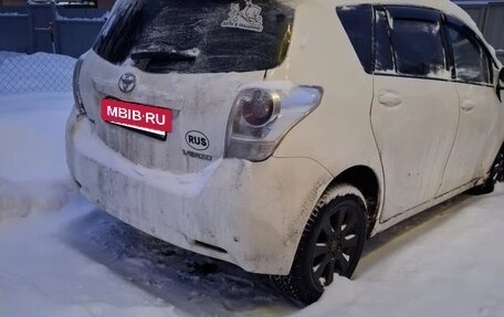 Toyota Verso I, 2010 год, 700 000 рублей, 3 фотография