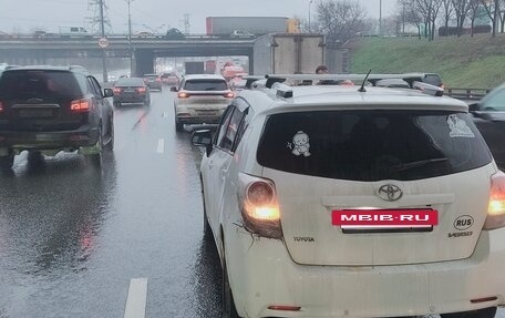 Toyota Verso I, 2010 год, 700 000 рублей, 8 фотография