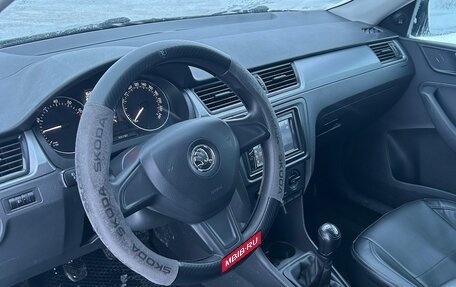 Skoda Rapid I, 2015 год, 970 000 рублей, 10 фотография