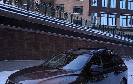 Nissan Pathfinder, 2015 год, 1 600 000 рублей, 3 фотография