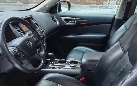 Nissan Pathfinder, 2015 год, 1 600 000 рублей, 35 фотография