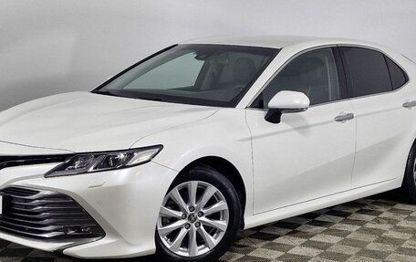 Toyota Camry, 2020 год, 3 350 000 рублей, 1 фотография