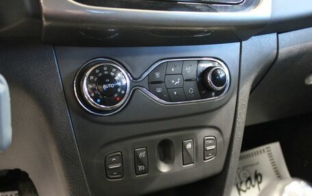 Renault Sandero II рестайлинг, 2018 год, 925 000 рублей, 16 фотография